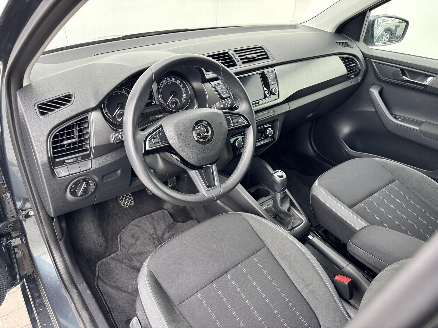 OZ190V01650_19.webp_FABIA Style 1.0 TSI 81 kW manuál