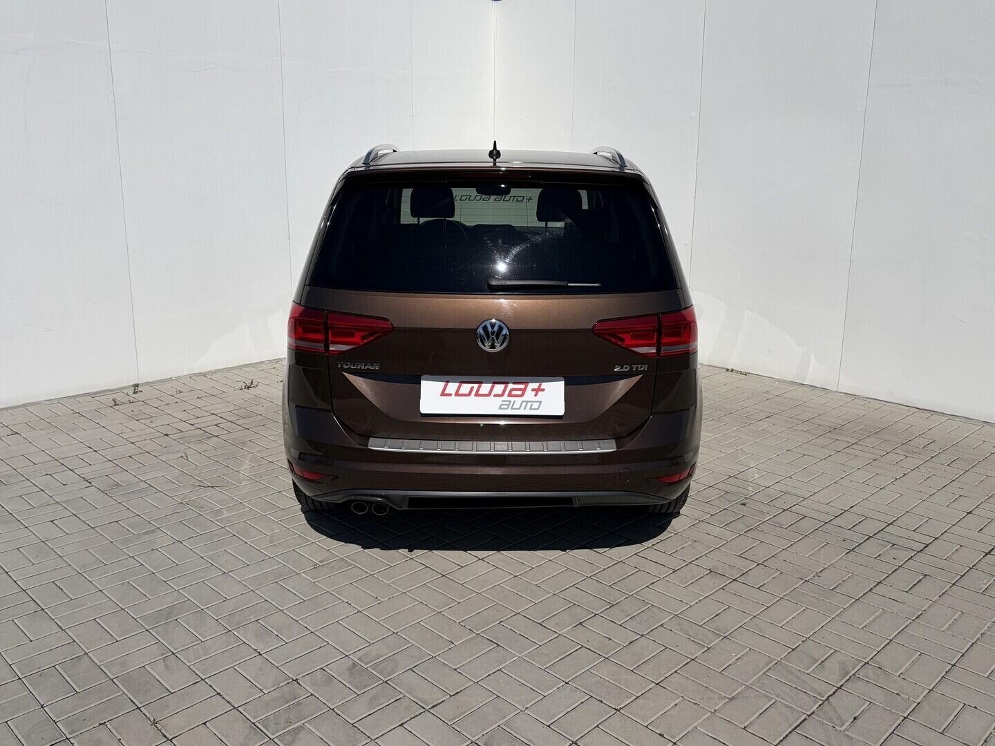 OZ190V01655_15.webp_TOURAN  2.0 TDI 110 kW manuál