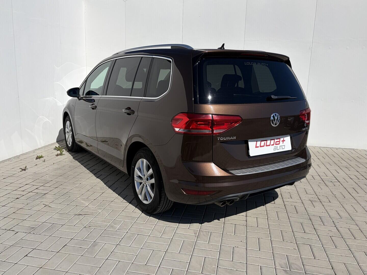 OZ190V01655_16.webp_TOURAN  2.0 TDI 110 kW manuál