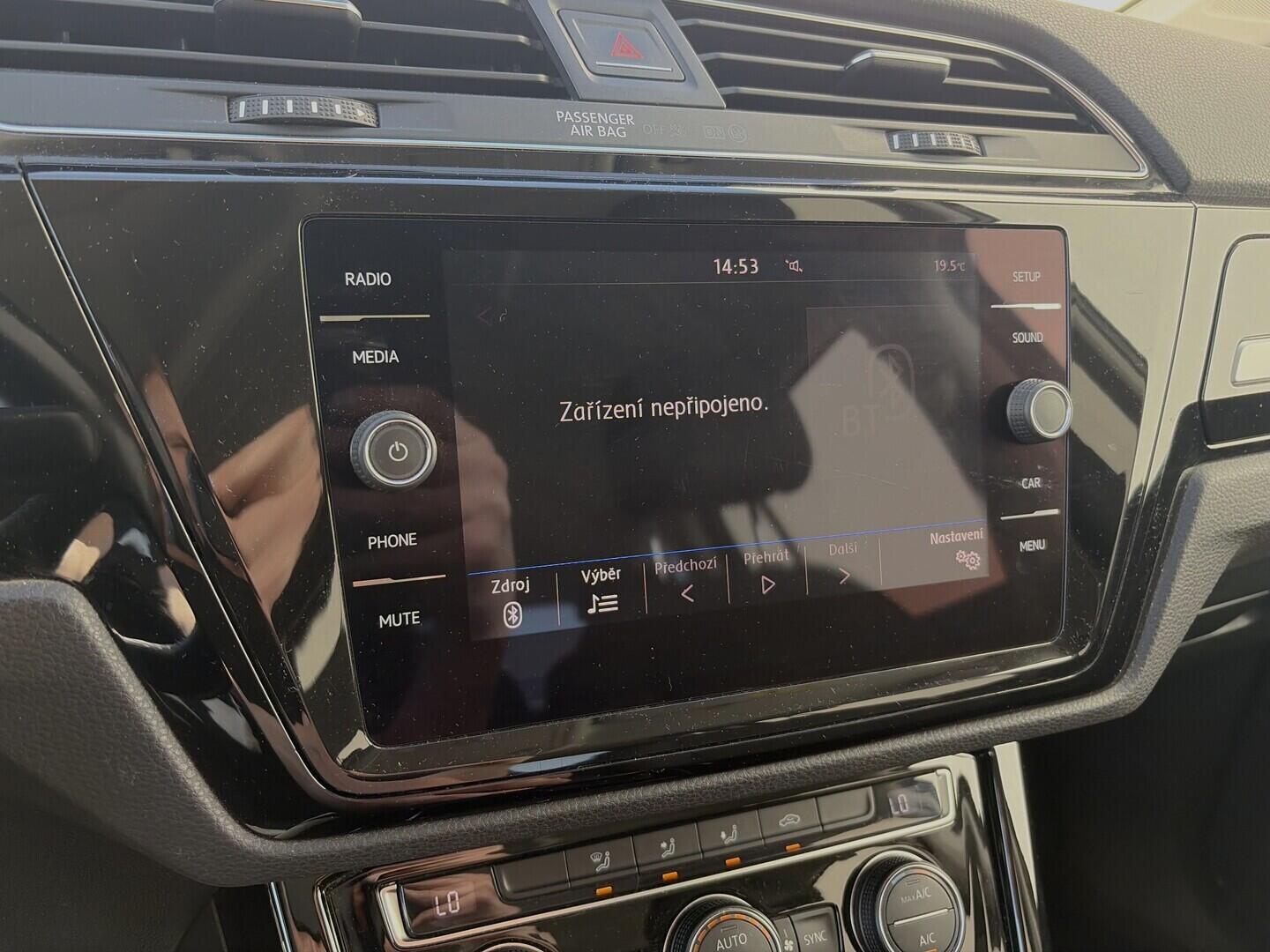 OZ190V01655_31.webp_TOURAN  2.0 TDI 110 kW manuál