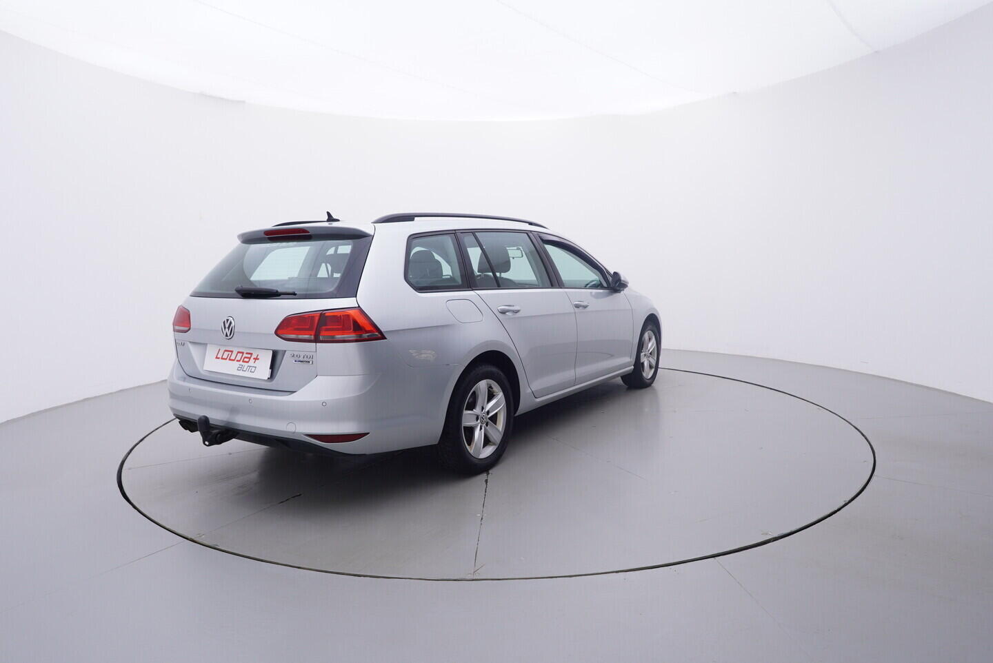 OZ190V01660_14.webp_GOLF  2.0 TDI 110 kW manuál