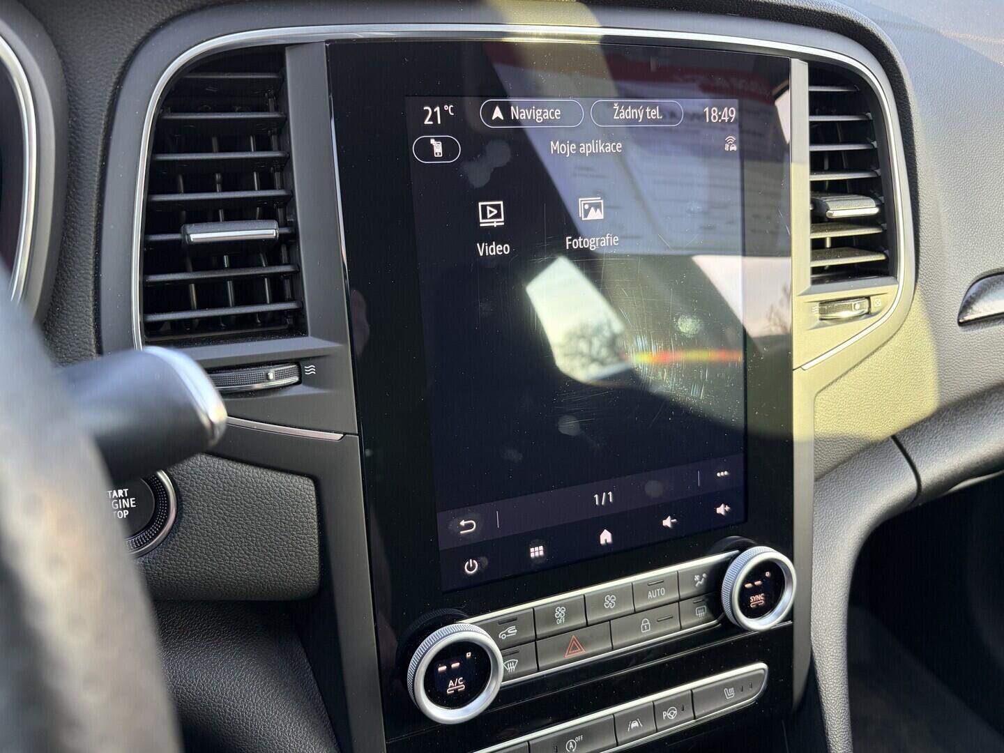 OZ190V01665_31.webp_MÉGANE R.S. Line 1.3  116 kW automat