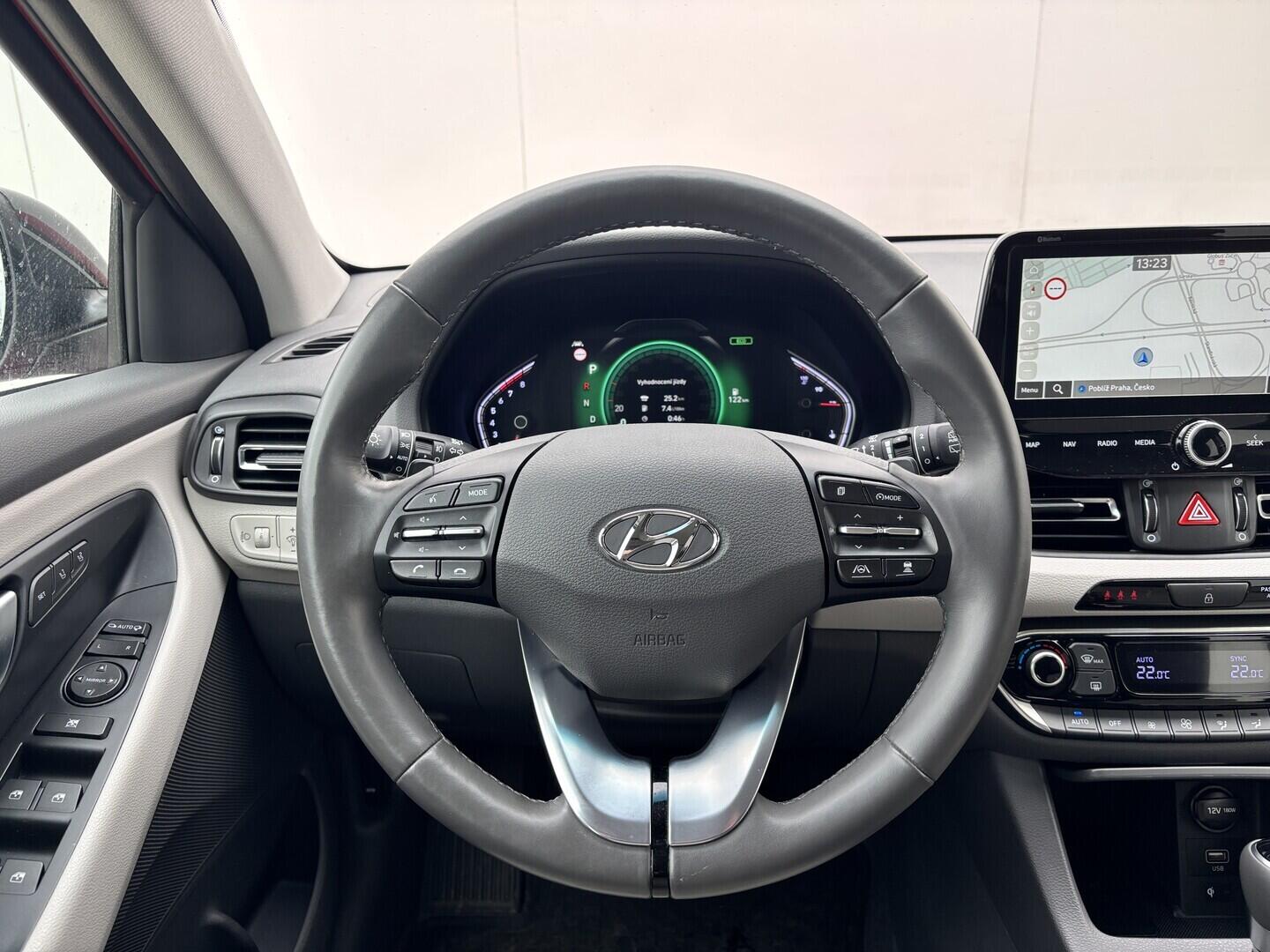 OZ190V01666_20.webp_I30 Style  1.5 T-GDI 117 kW automat