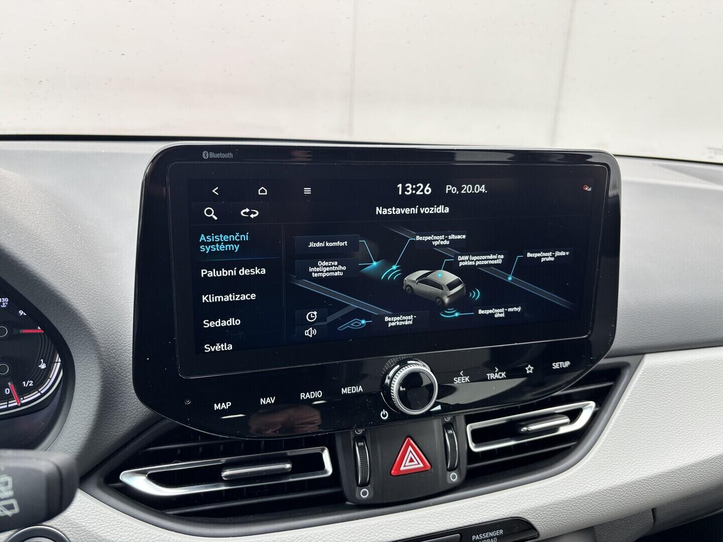 OZ190V01666_36.webp_I30 Style  1.5 T-GDI 117 kW automat