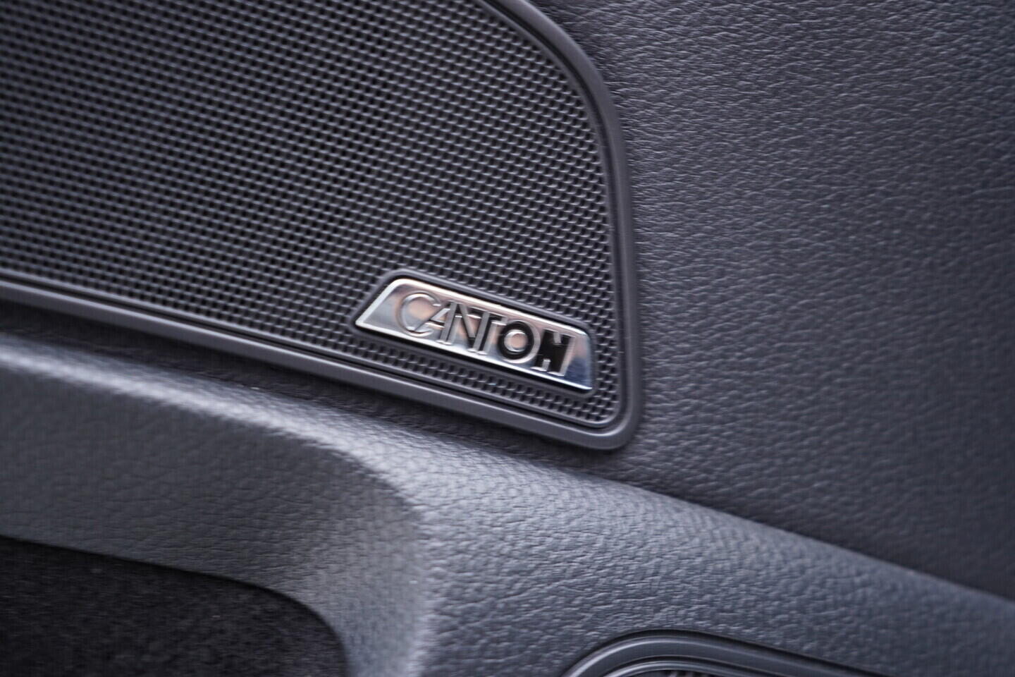 OZ190V01670_21.webp_SUPERB Style 2.0 TDI 140 kW automat