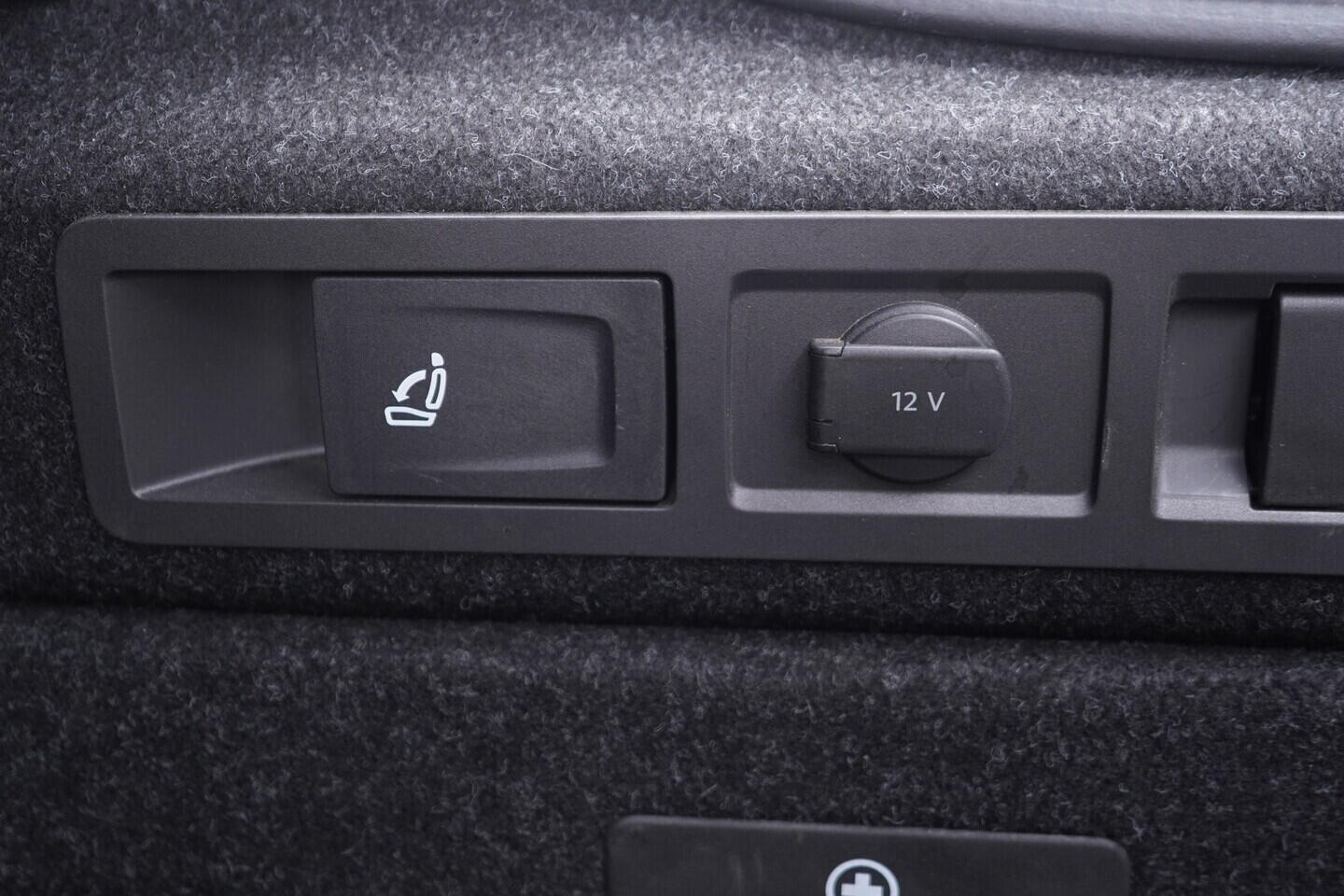 OZ190V01670_42.webp_SUPERB Style 2.0 TDI 140 kW automat
