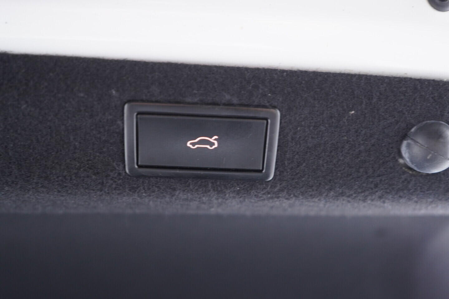 OZ190V01670_44.webp_SUPERB Style 2.0 TDI 140 kW automat
