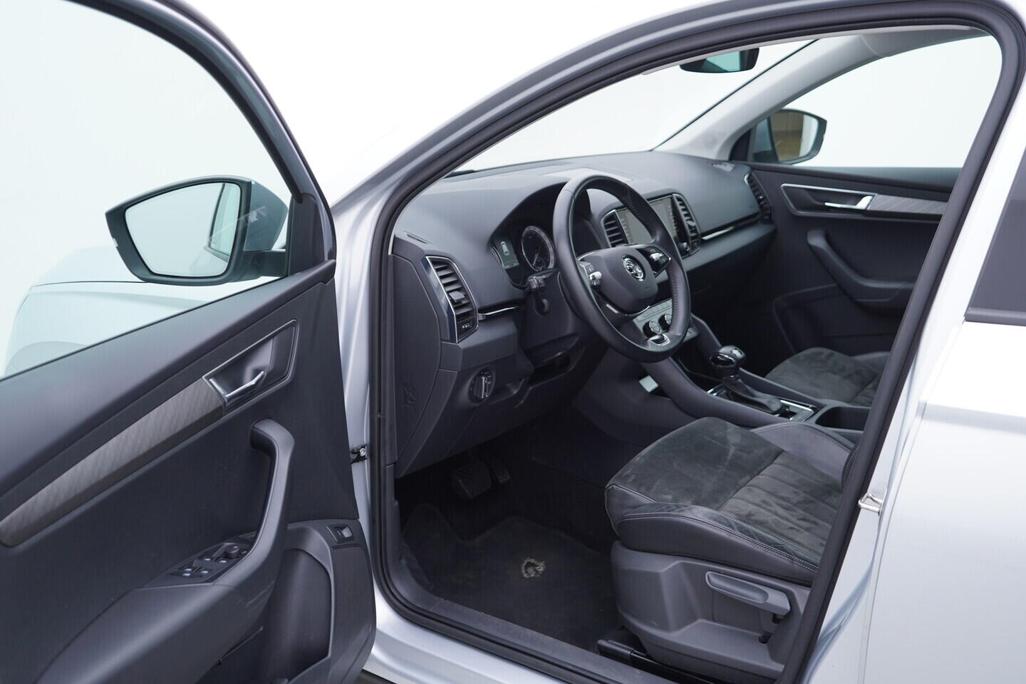 OZ190V01696_18.webp_KAROQ Style 2.0 TDI 85 kW automat, DPH