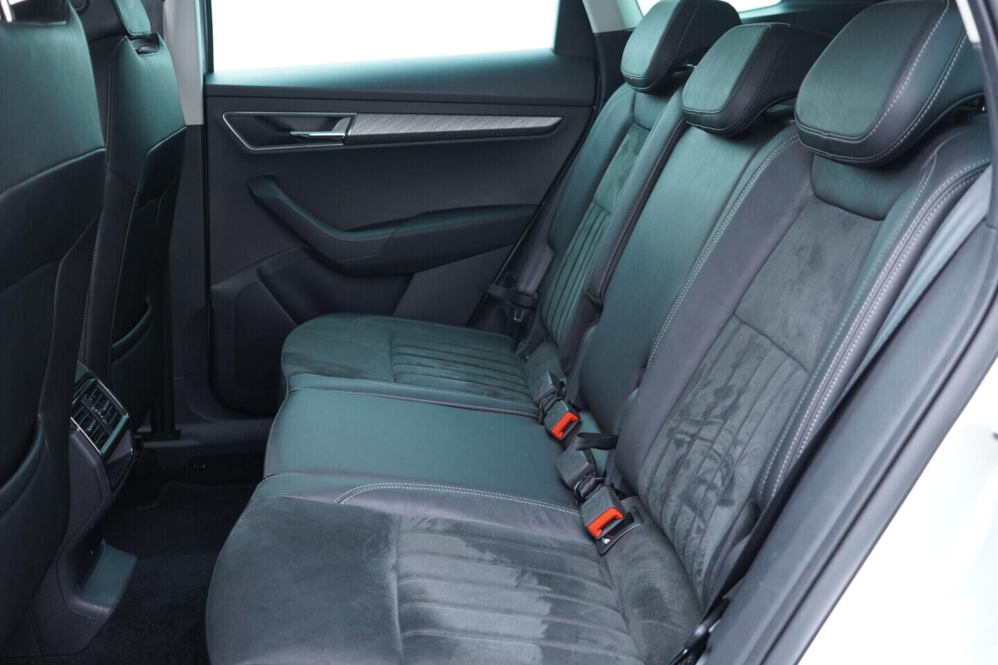 OZ190V01696_37.webp_KAROQ Style 2.0 TDI 85 kW automat, DPH