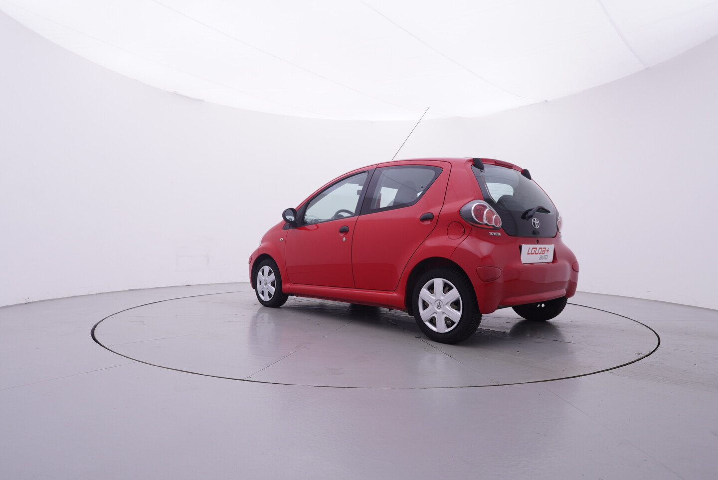 V190-360-A-20261004-163824.webp