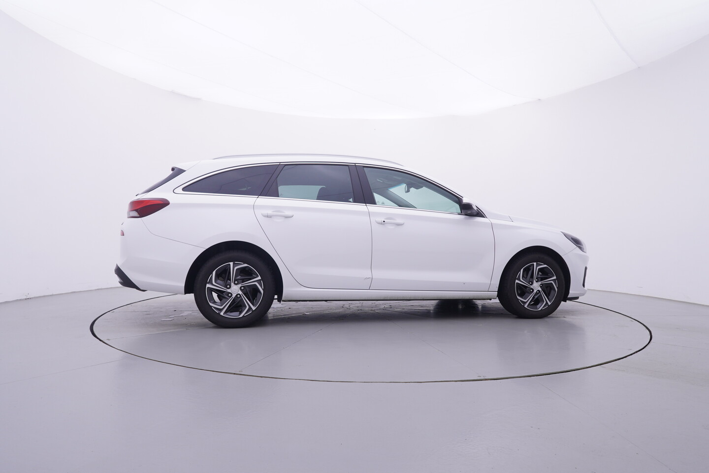 V190-360-A-20261008-174648.webp