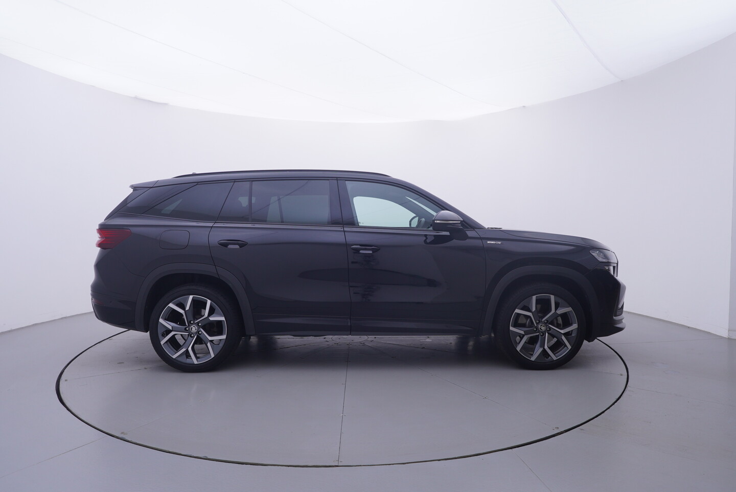 V190-360-B-20261022-114357.webp