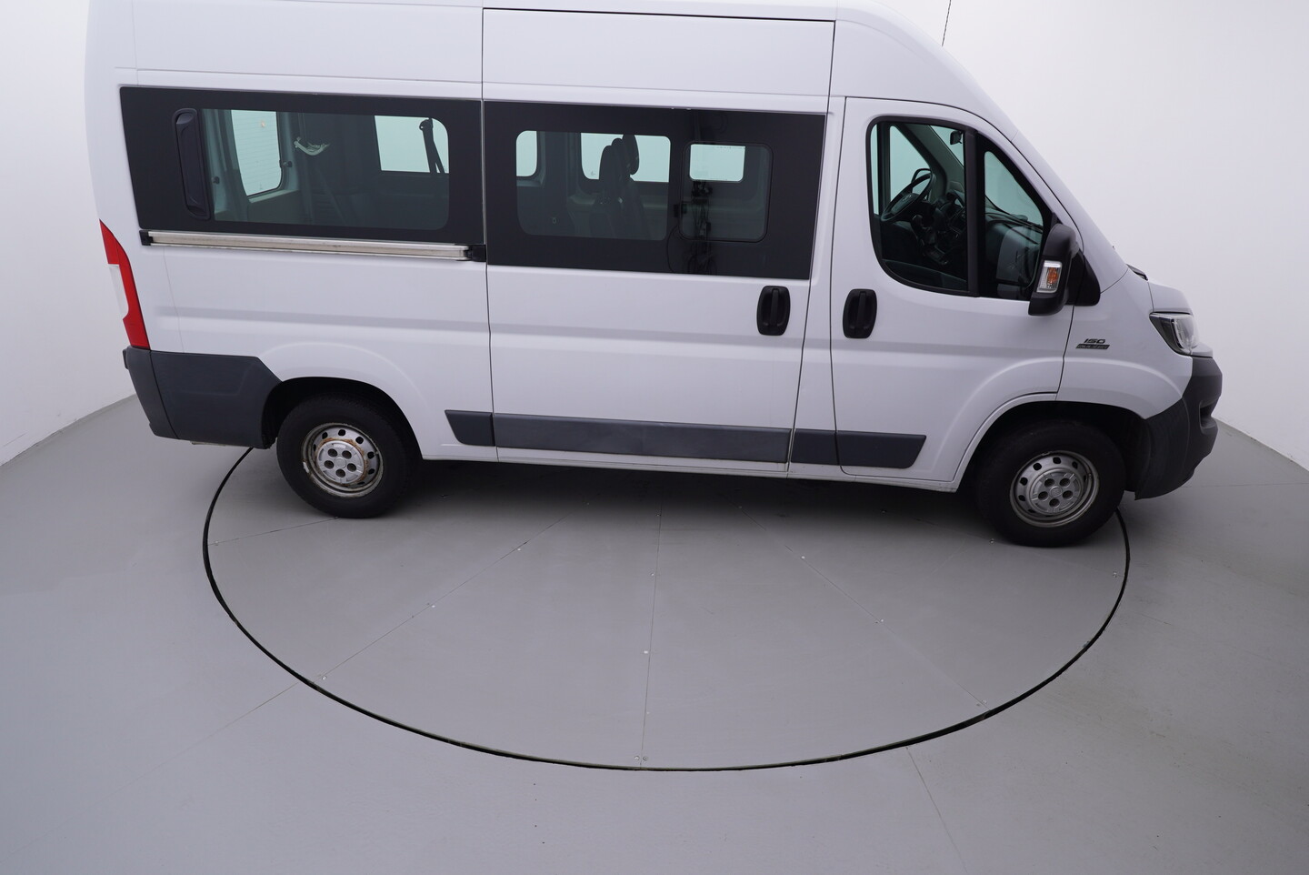V190-360-D-20260205-183124.webp