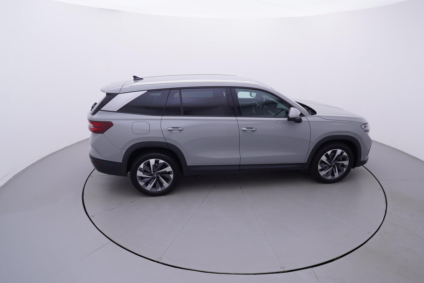 V190-360-D-20260714-193239.webp
