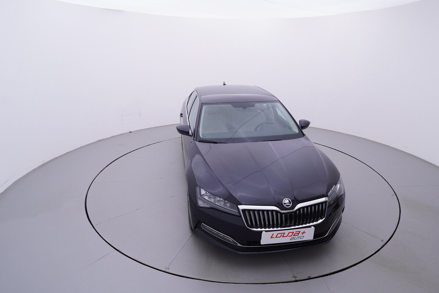 V190-360-D-20260827-191615.webp