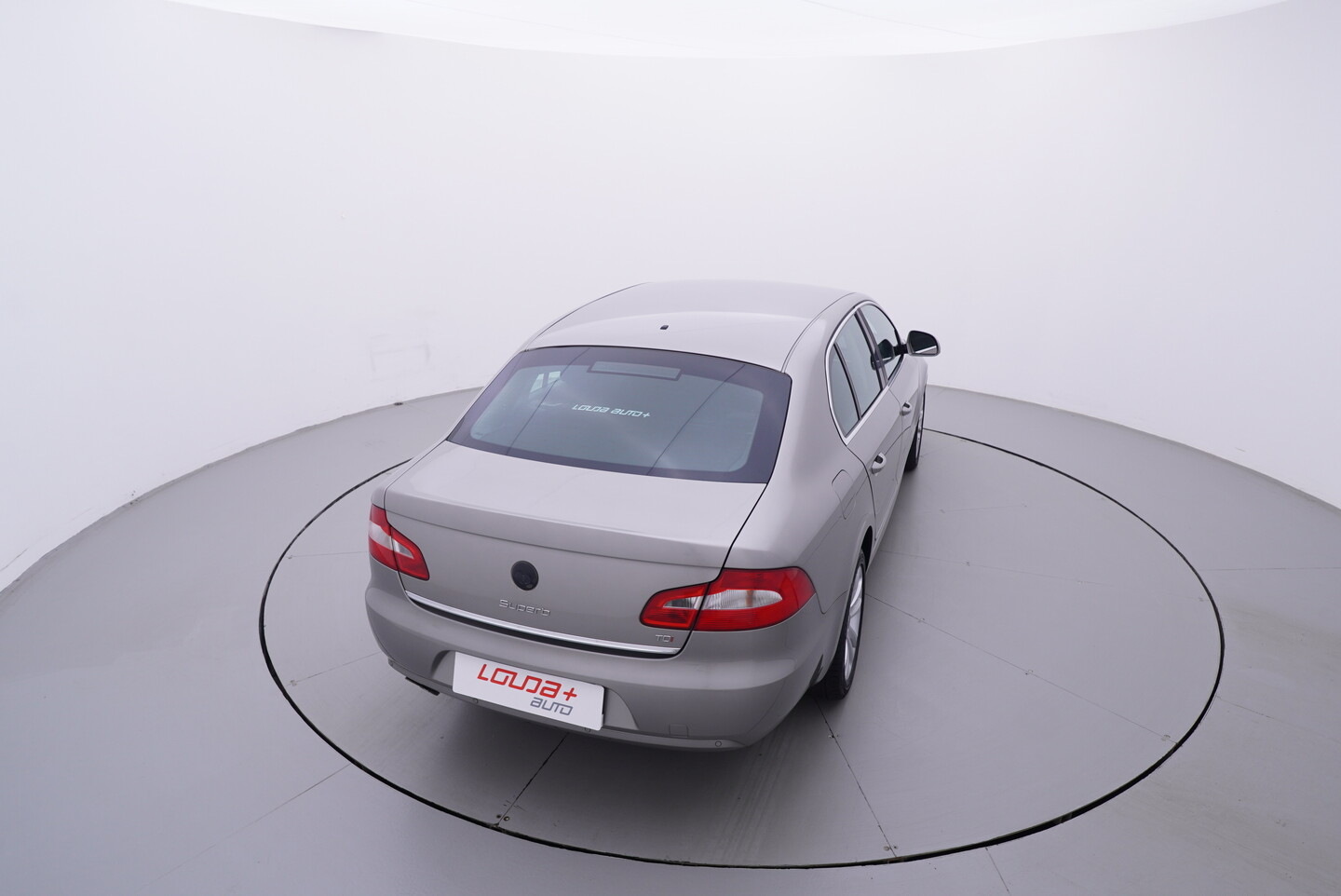 V190-360-D-20260830-144640.webp