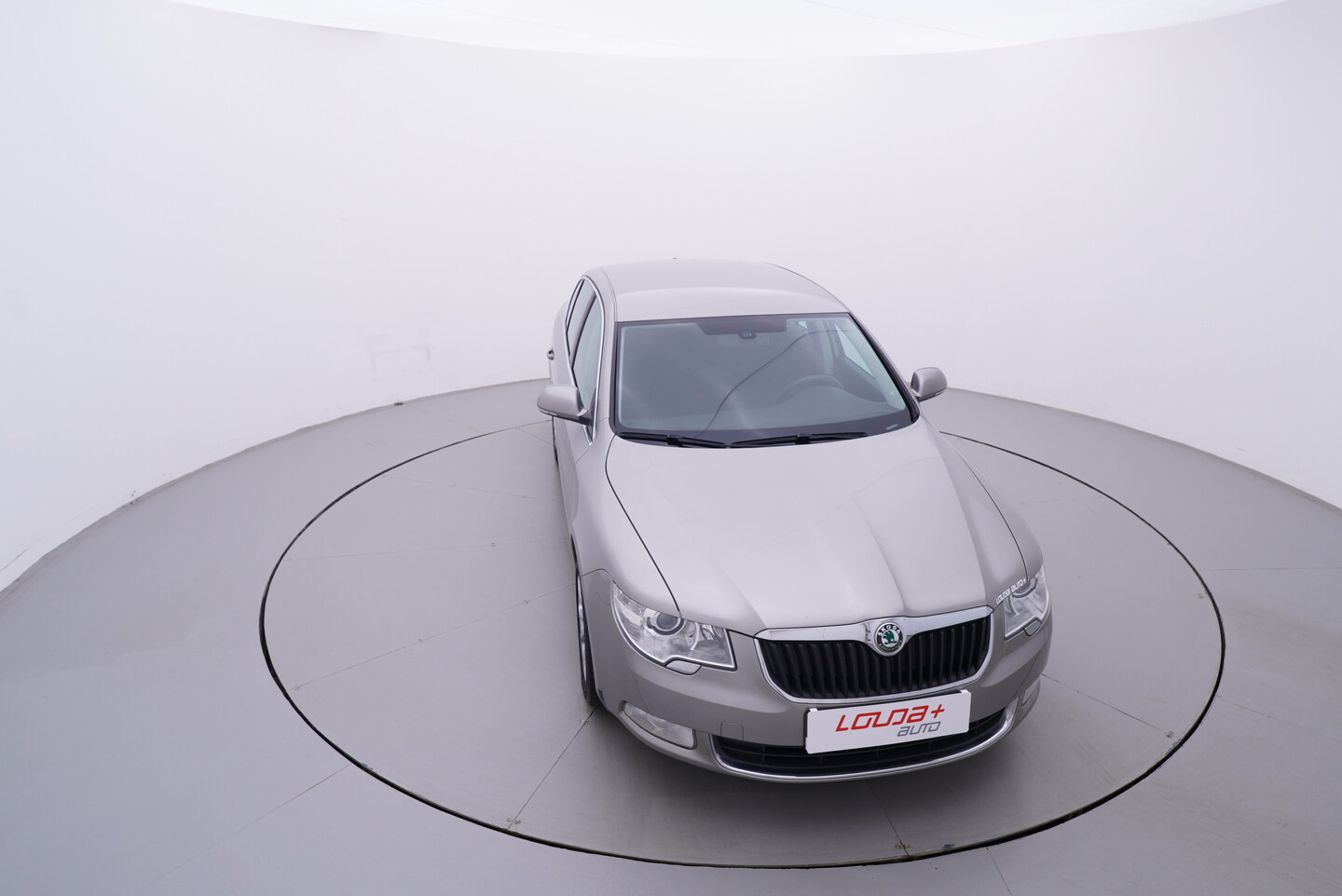 V190-360-D-20260830-144719.webp