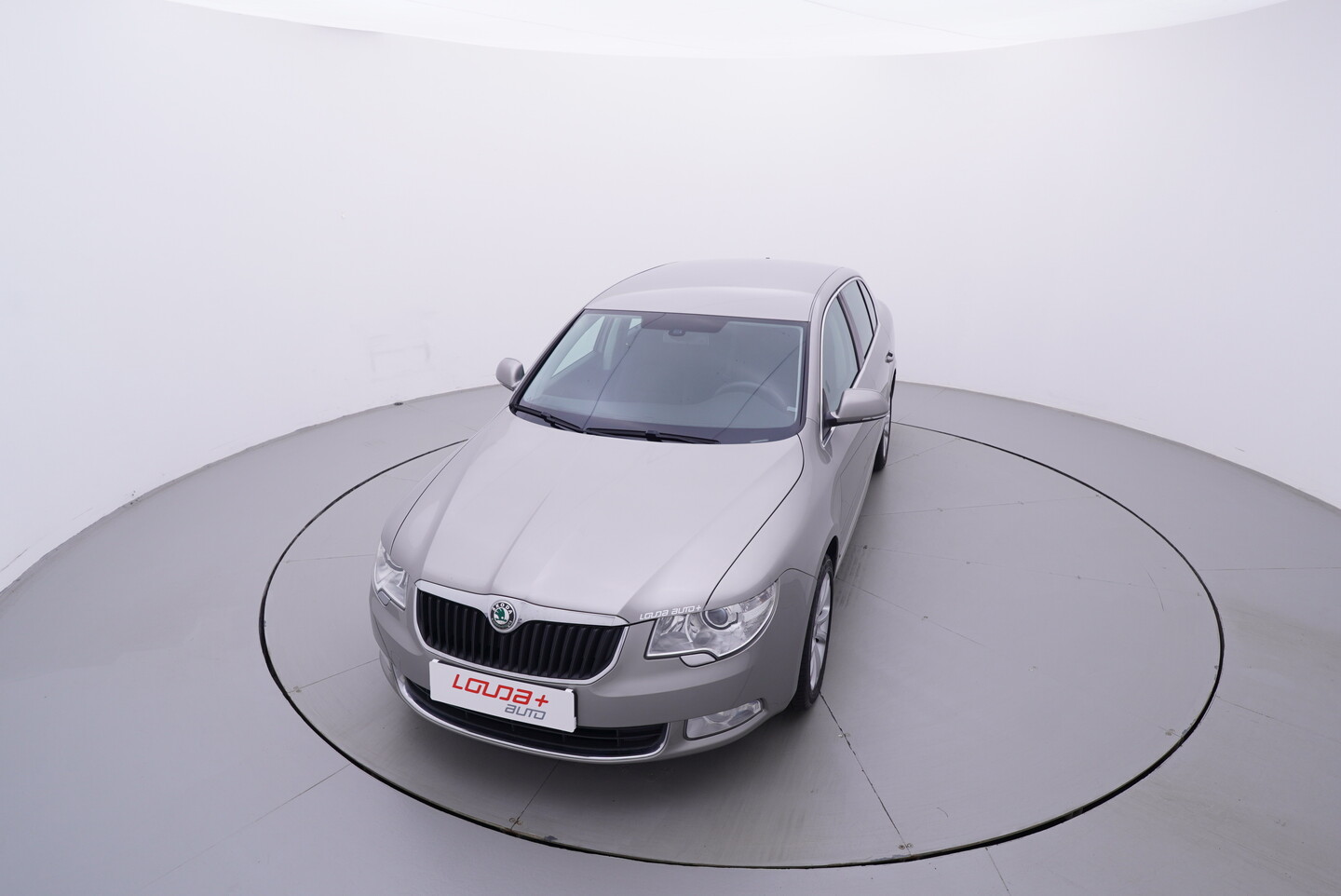V190-360-D-20260830-144727.webp