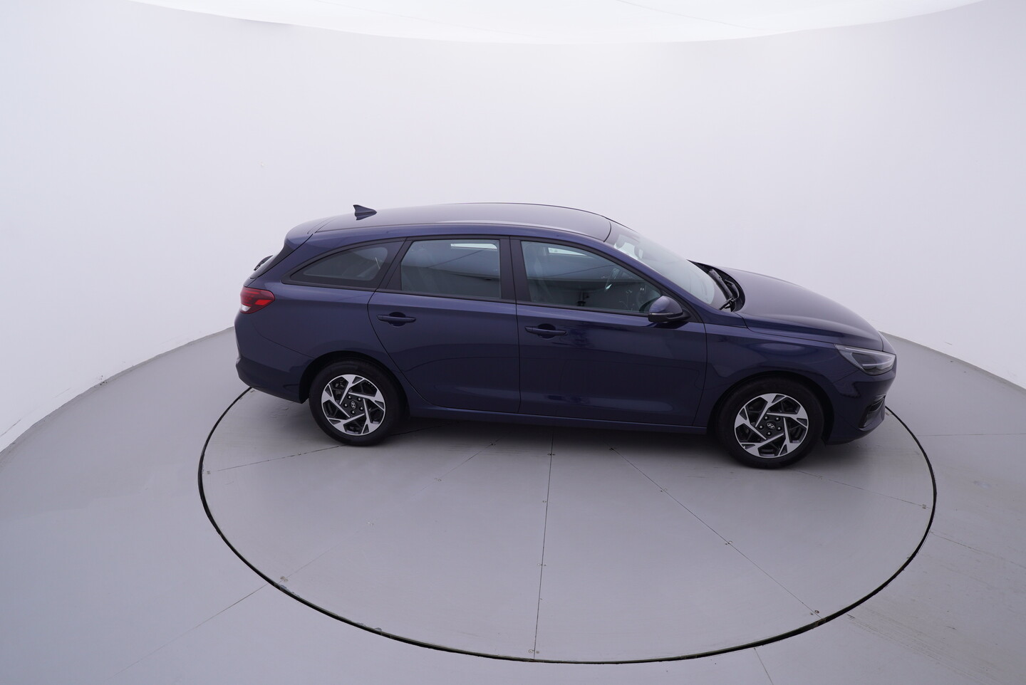 V190-360-D-20261009-110400.webp