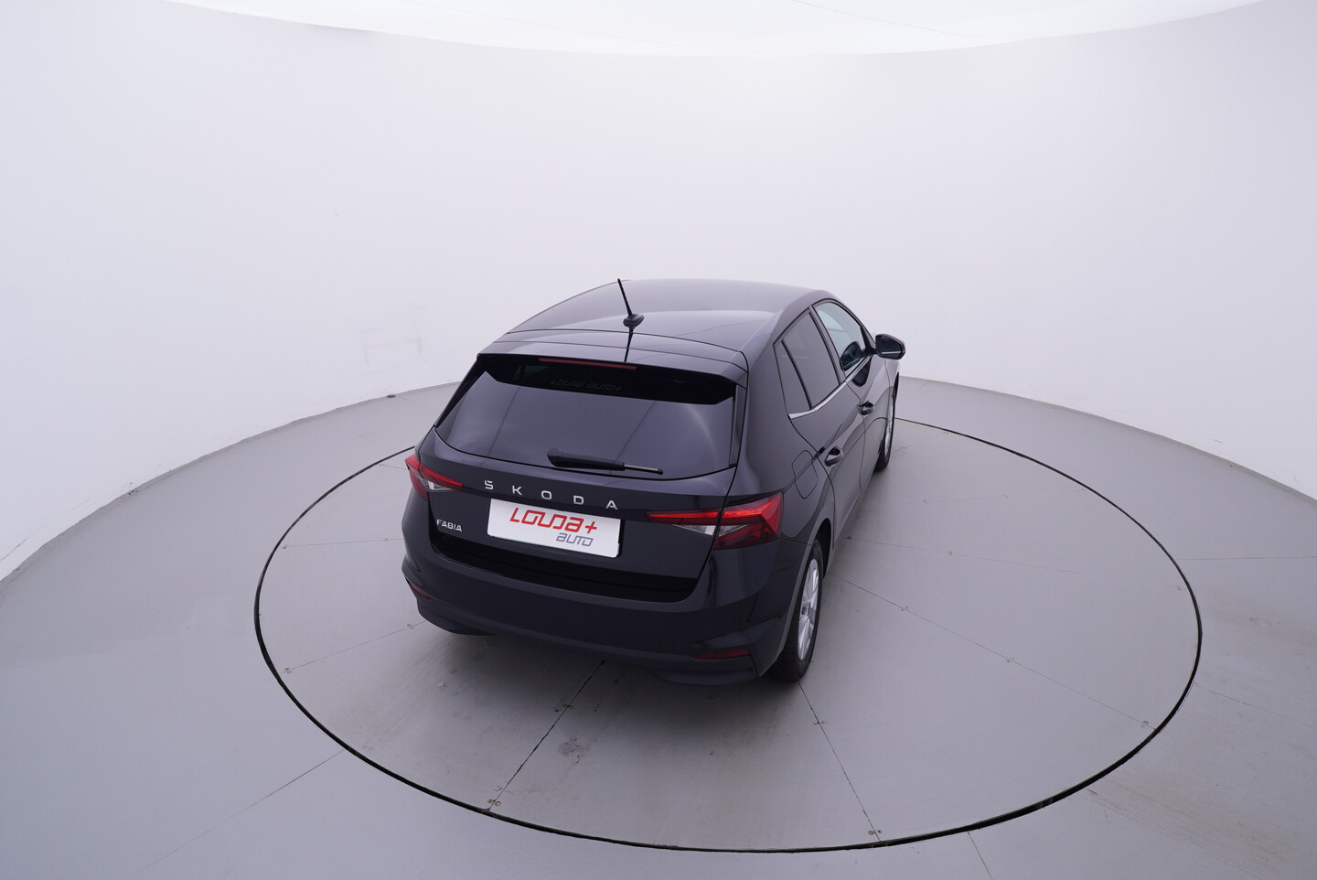 V190-360-D-20261011-183458.webp