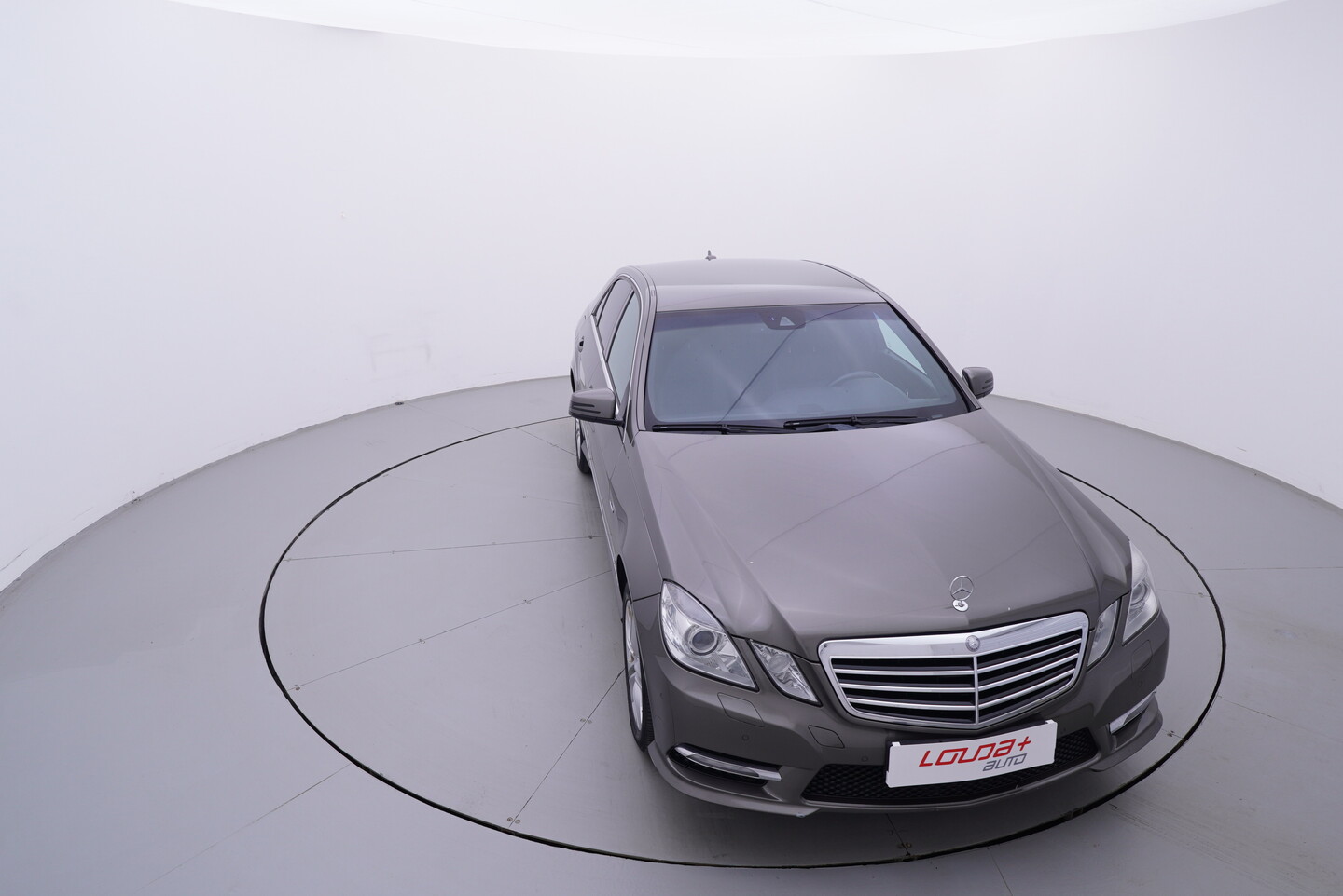 V190-360-D-20261013-151033.webp