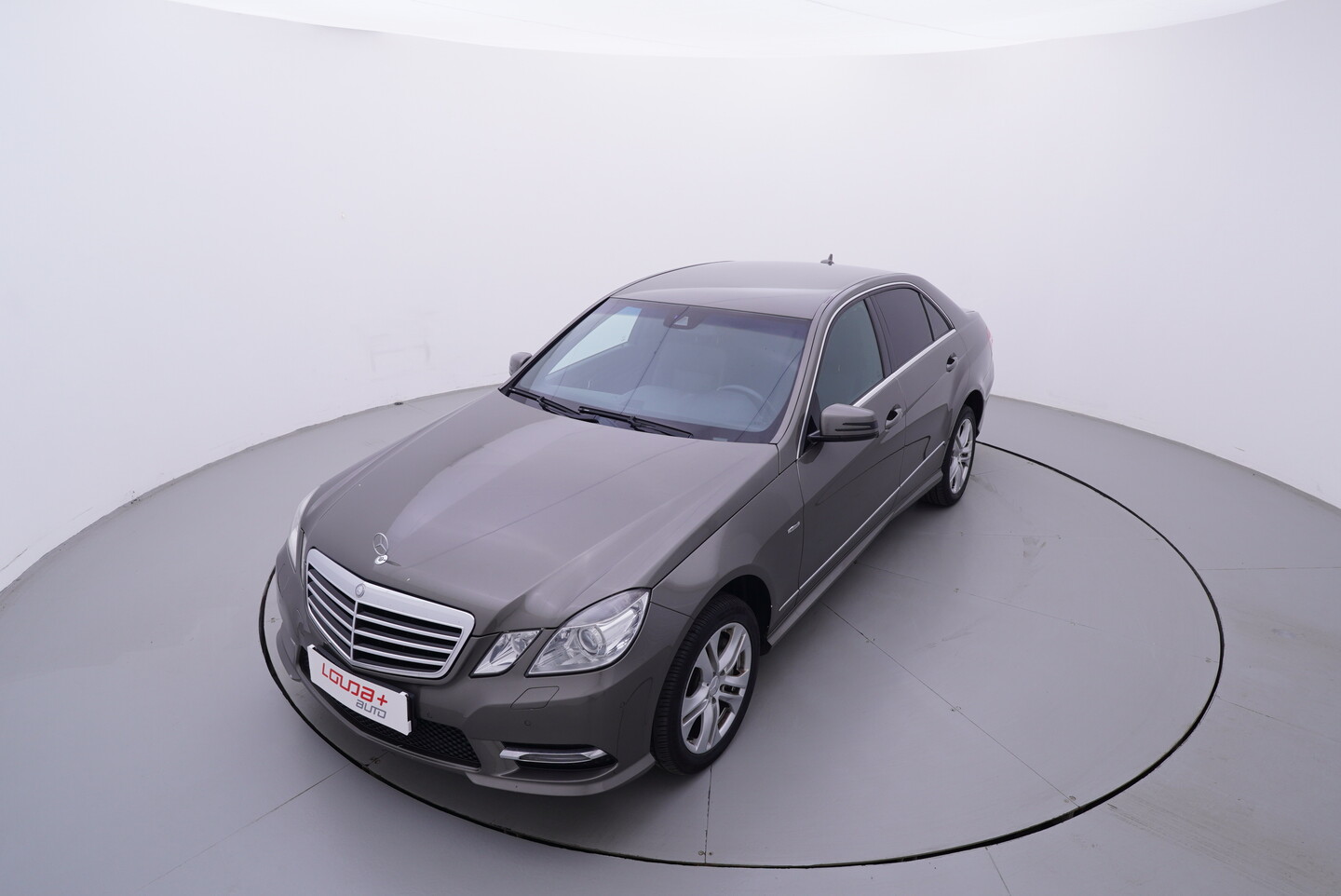 V190-360-D-20261013-151045.webp
