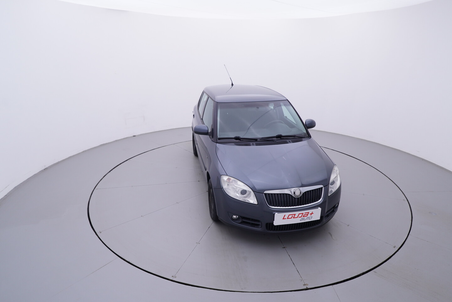 V190-360-D-20261014-141520.webp