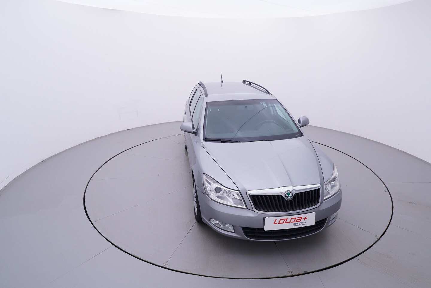 V190-360-D-20261014-184306.webp