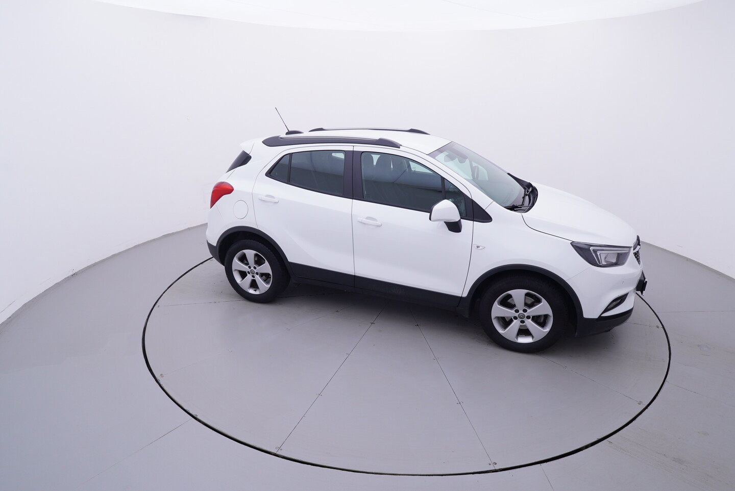 V190-360-D-20261014-190641.webp