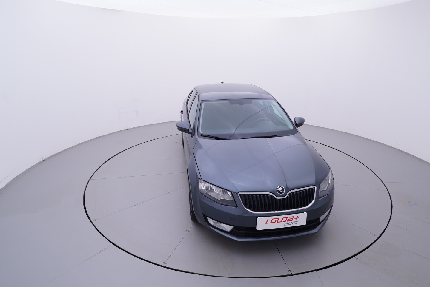 V190-360-D-20261015-104843.webp