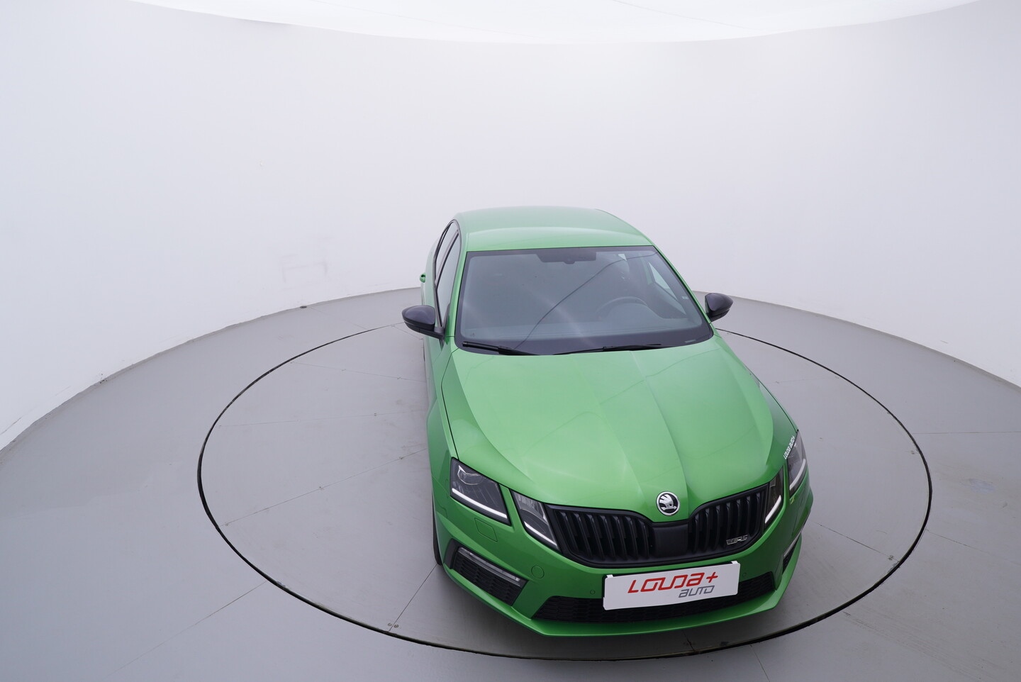 V190-360-D-20261018-100134.webp