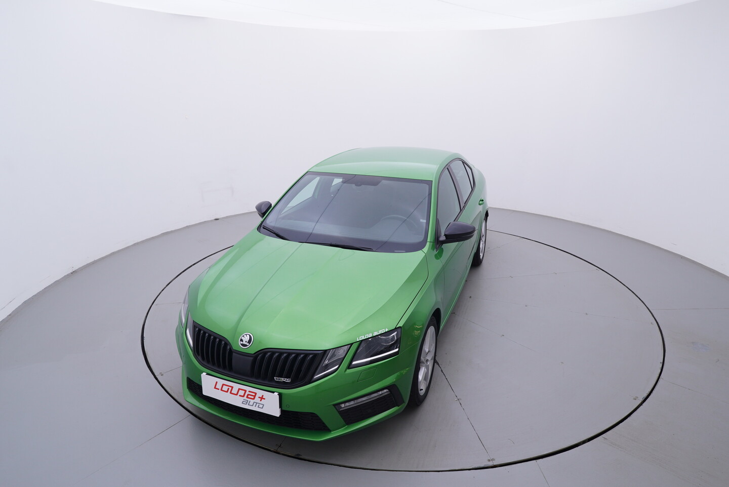V190-360-D-20261018-100142.webp