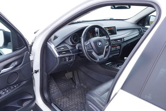 BMW X5  3.0 D 190 kW automat_4