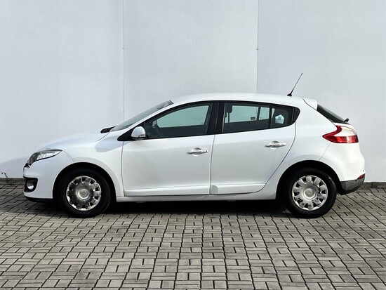 RENAULT MÉGANE Advantage 1.2  85 kW manuál_2