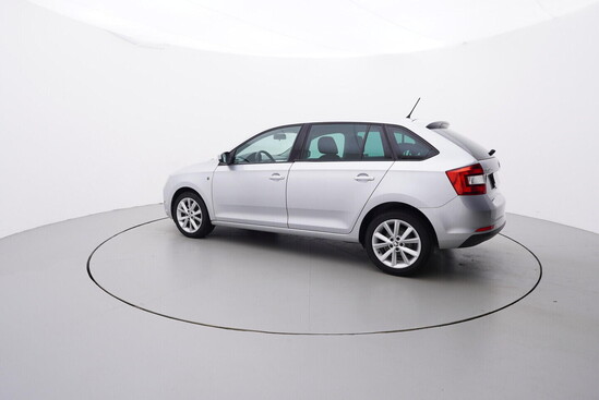 ŠKODA RAPID SPACEBACK Elegance 1.6 TDI 66 kW manuál_2