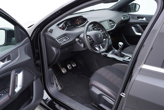 PEUGEOT 308 GT Line  1.5 HDI 96 kW manuál_4