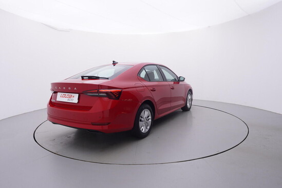 ŠKODA OCTAVIA Ambition 2.0 TDI 85 kW manuál, DPH_3
