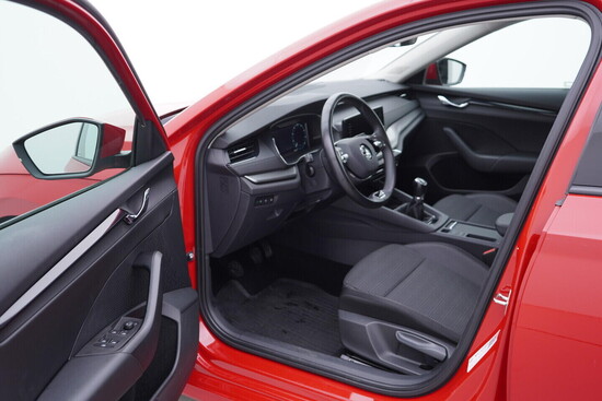 ŠKODA OCTAVIA Ambition 2.0 TDI 85 kW manuál, DPH_4
