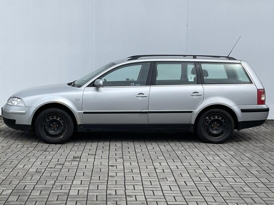 VOLKSWAGEN PASSAT  1.9 TDI 96 kW manuál_2