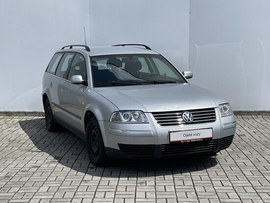 VOLKSWAGEN PASSAT  1.9 TDI 96 kW manuál_3