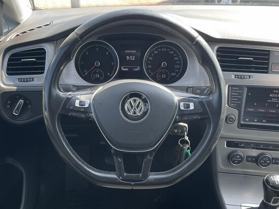 VOLKSWAGEN GOLF  1.6 TDI 81 kW manuál_5