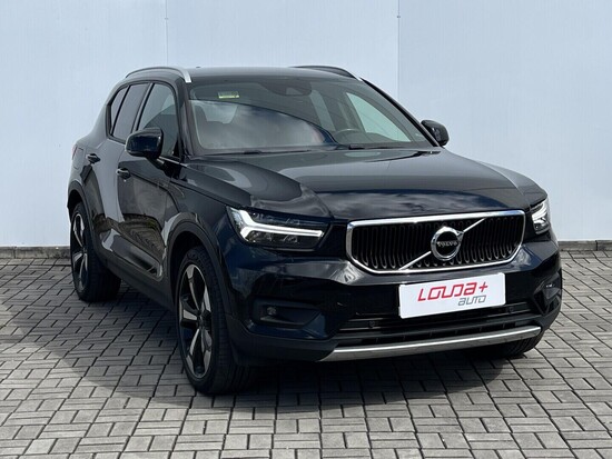 VOLVO XC40 Momentum 2.0  182 kW manuál, DPH_3