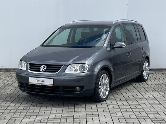 VOLKSWAGEN TOURAN  2.0 TDI 103 kW automat_1