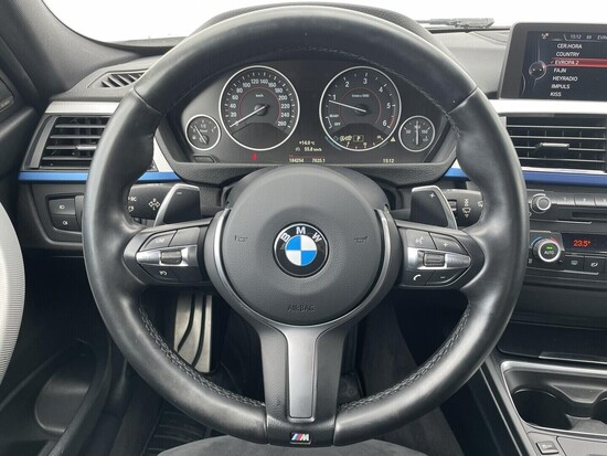 BMW 325 Mpaket 2.0 325d 160 kW automat_5
