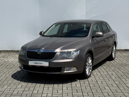 ŠKODA SUPERB Elegance 1.4 TSI 92 kW manuál_1
