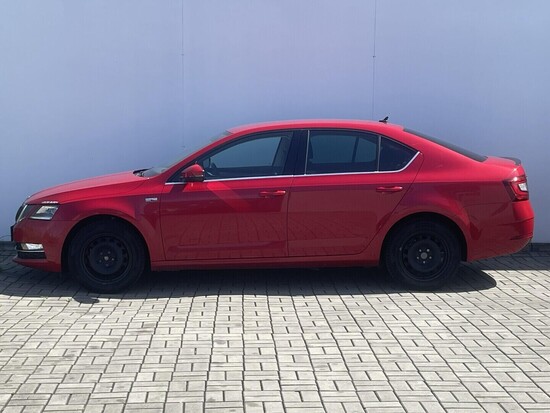 ŠKODA OCTAVIA Edition 100 1.0 TSI 85 kW manuál_2