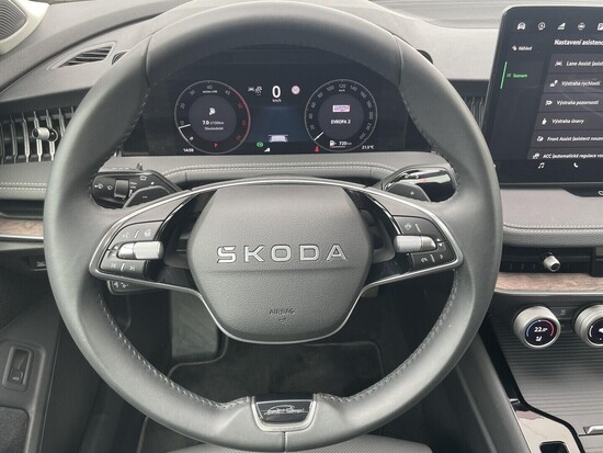ŠKODA SUPERB L&K 2.0 TDI 142 kW automat, DPH_5