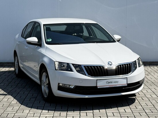 ŠKODA OCTAVIA Ambition 1.6 TDI 85 kW manuál_3