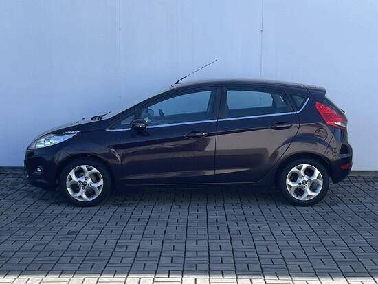 FORD FIESTA Titanium 1.2 16V 44 kW manuál_2
