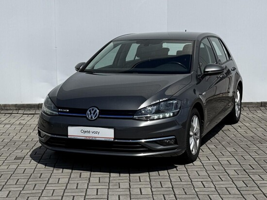 VOLKSWAGEN GOLF comfortline  1.5 TSI 96 kW manuál_1